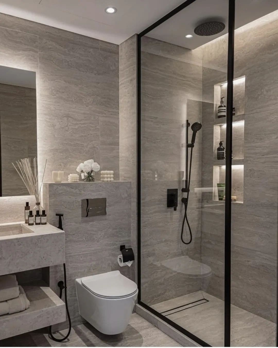 Bathhouse facilities for refreshing baths and relaxation